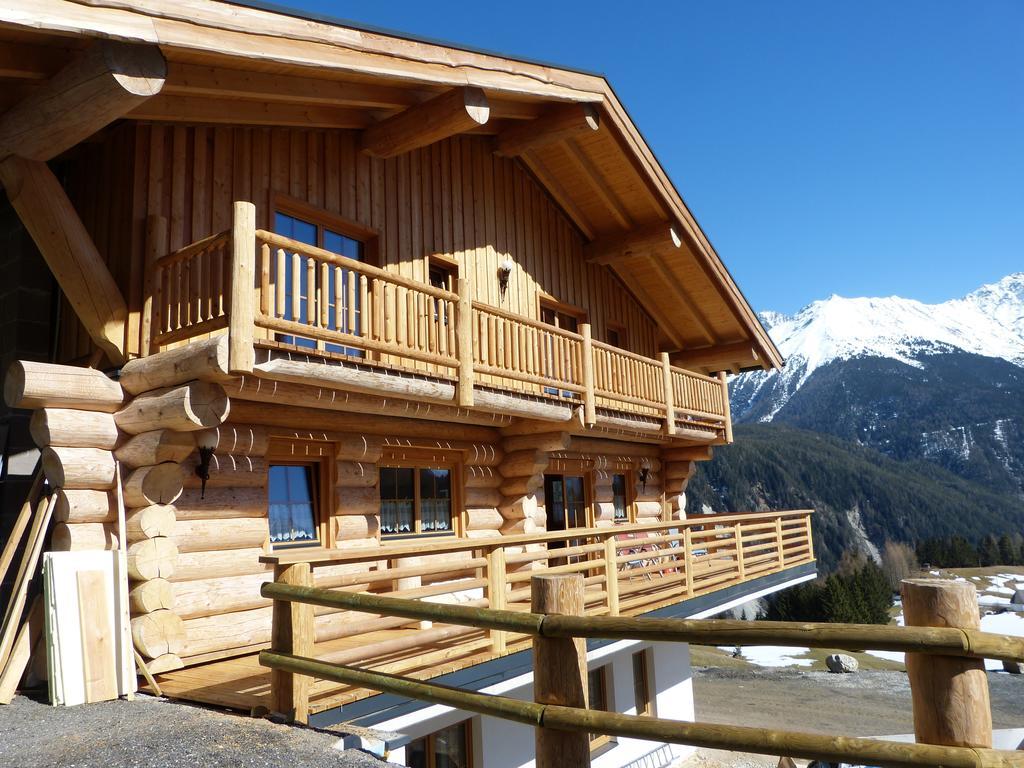 Holzberghof Apartment Umhausen Luaran gambar